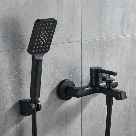 Alita - смеситель для ванны настенный с душевым гарнитуром, чёрный - фото 1