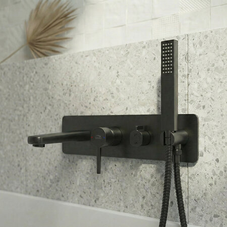 Pola - Unterputz-Wannenarmatur mit Brauseset, Schwarz - Foto 1